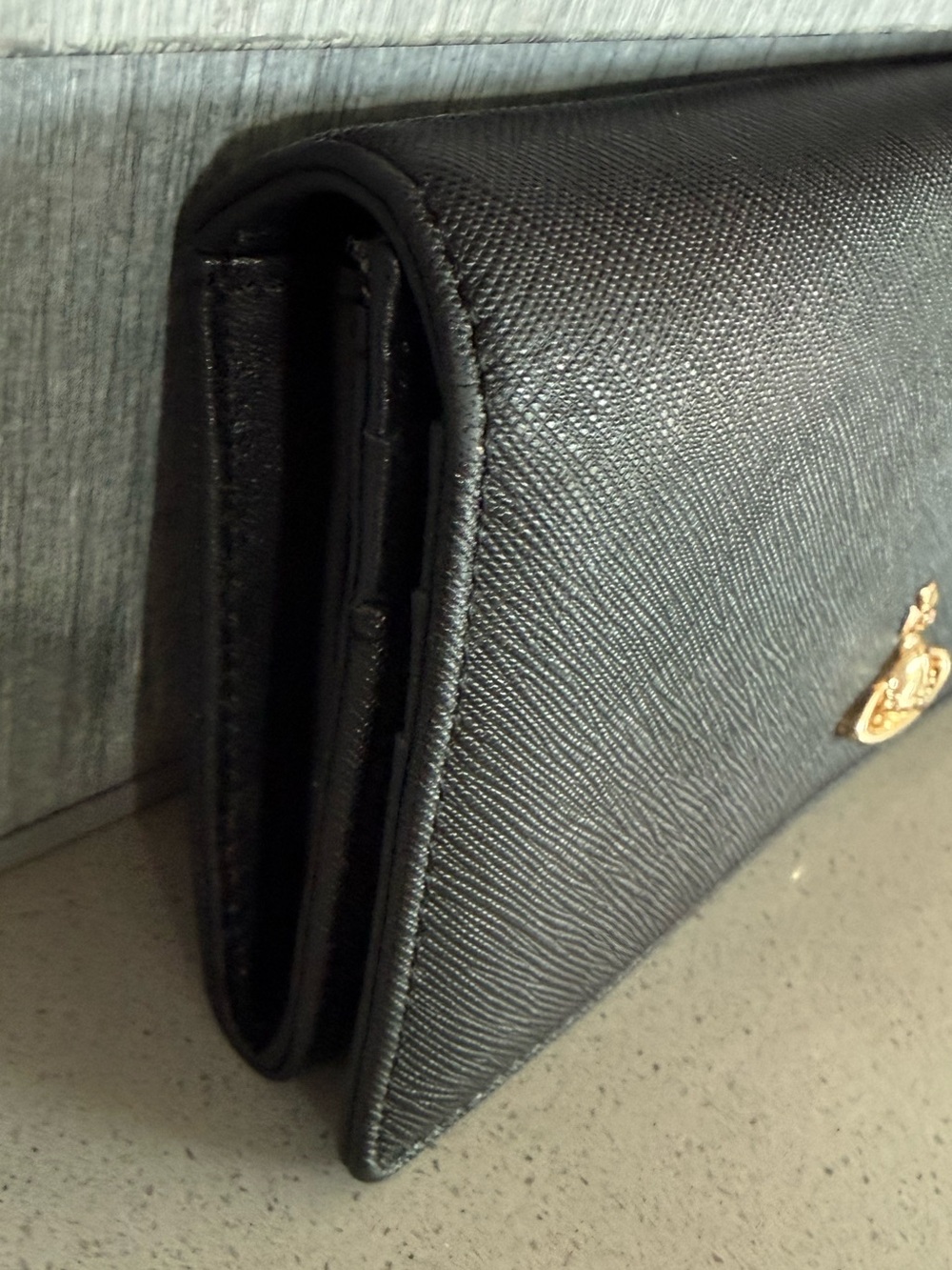 Vivienne Westwood Orb long leather wallet EUC Saffiano leather - Picture 6 of 16